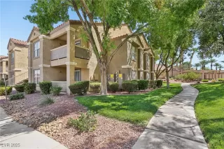 Photo #2: 2717737 Listing