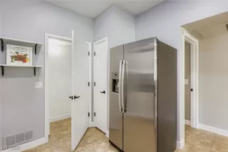 Photo #6: 2717759 Listing 