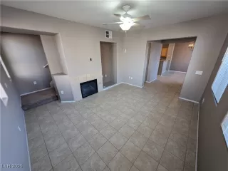 Photo #4: 2717767 Listing 