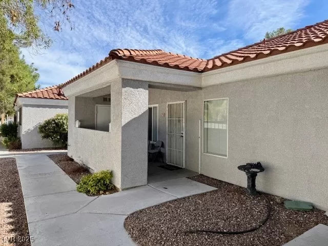 MLS: 2717801 Condo For Sale