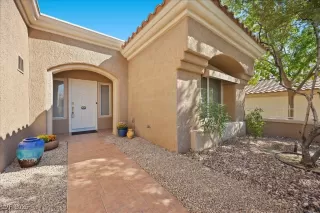 Photo #6: 2717802 Listing 