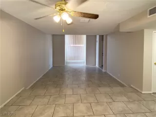 Photo #3: 2717810 Listing 