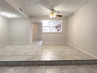 Photo #5: 2717810 Listing 