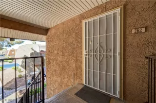 Photo #2: 2717815 Listing