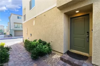 Photo #3: 2717835 Listing 