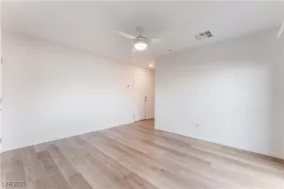 Photo #4: 2717835 Listing 