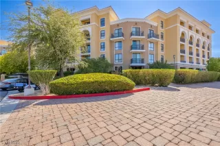 Photo #4: 2717836 Listing 