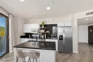 Photo #6: 2717836 Listing 