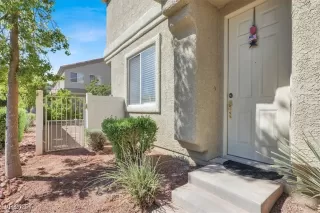 Photo #2: 2717843 Listing