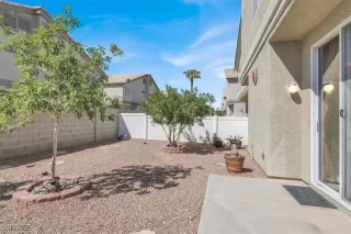 Photo #4: 2717843 Listing