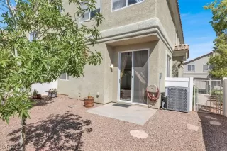 Photo #5: 2717843 Listing