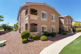 Photo #1: 2717848 Listing