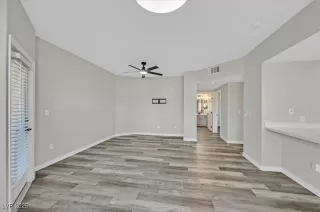 Photo #5: 2717854 Listing