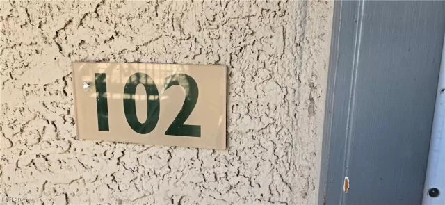 MLS: 2717870 Condo For Sale