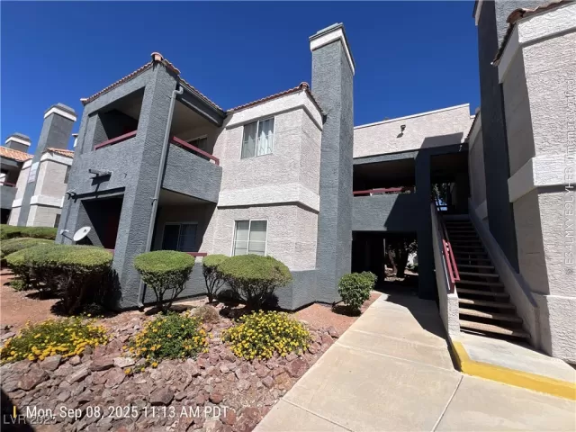 MLS: 2717885 Condo For Sale