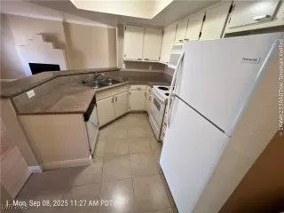 Photo #3: 2717885 Listing 