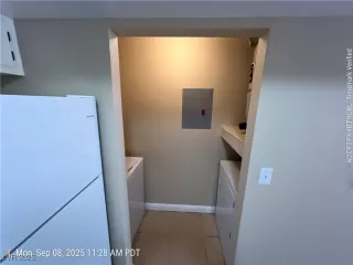 Photo #4: 2717885 Listing 