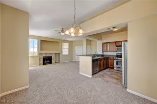 Photo #6: 2717984 Listing