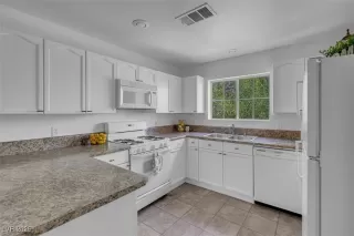 More Details about MLS # 2717993 : 353 AMBER PINE STREET 203