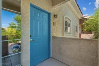 Photo #4: 2717993 Listing 