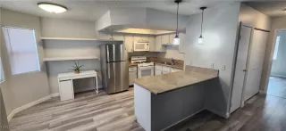 More Details about MLS # 2718000 : 825 ROCK SPRINGS DRIVE 201