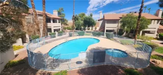 Photo #2: 2718000 Listing 