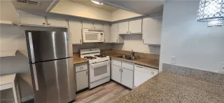 Photo #3: 2718000 Listing 