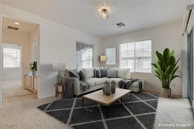 MLS: 2718019 Condo For Sale