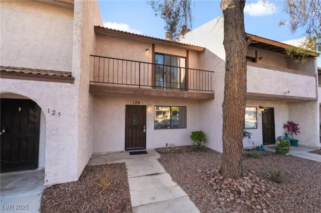 MLS: 2718029 Condo For Sale