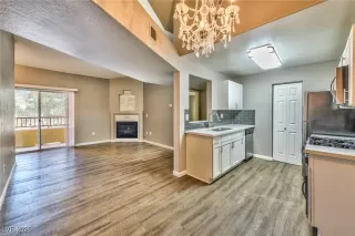 Photo #2: 2718044 Listing 