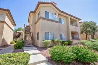 Photo #2: 2718056 Listing 