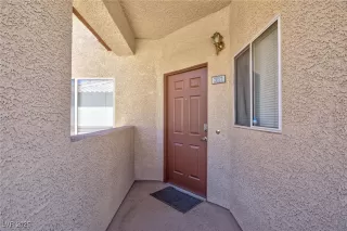 Photo #3: 2718056 Listing 