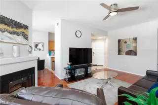 Photo #6: 2718056 Listing 