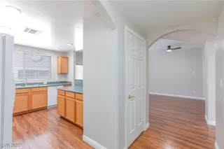 Photo #4: 2718095 Listing 