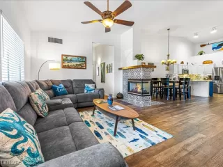 More Details about MLS # 2718106 : 2053 GRAVEL HILL STREET 203