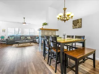 Photo #5: 2718106 Listing 