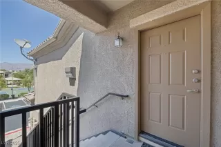 Photo #2: 2718127 Listing