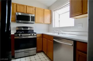 Photo #1: 2718133 Listing 