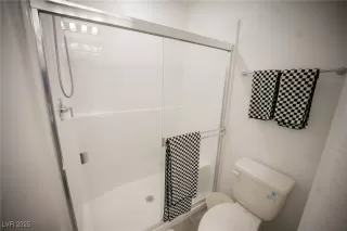 Photo #3: 2718140 Listing 