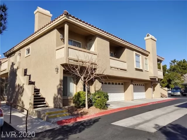 MLS: 2718165 Condo For Sale