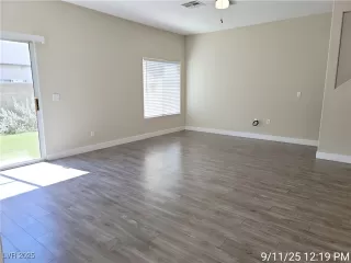 Photo #1: 2718173 Listing 