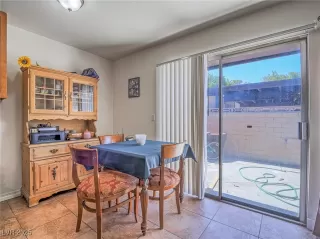 Photo #5: 2718190 Listing 