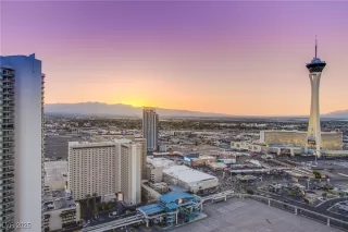 Photo #2: 2718192 Listing