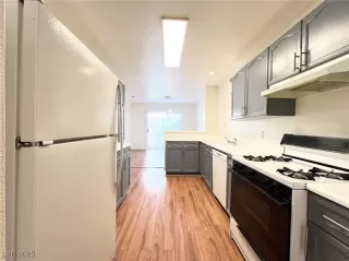 Photo #6: 2718197 Listing 