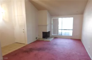 Photo #5: 2718212 Listing 