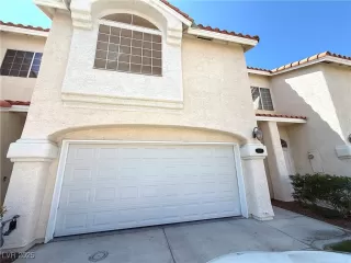 More Details about MLS # 2718239 : 5247 ISLAND CHAIN ROAD