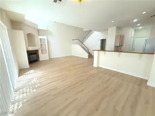 Photo #1: 2718239 Listing 