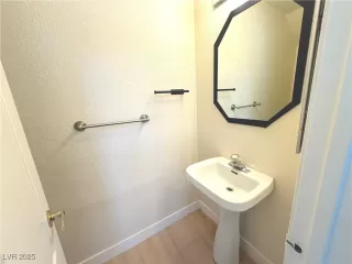 Photo #5: 2718239 Listing 