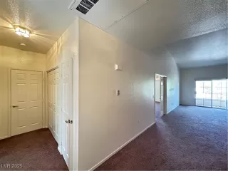 Photo #2: 2718271 Listing 