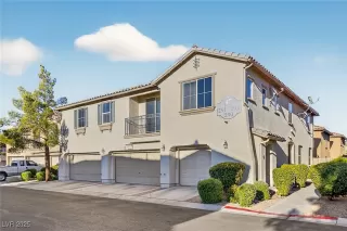 Photo #1: 2718272 Listing 